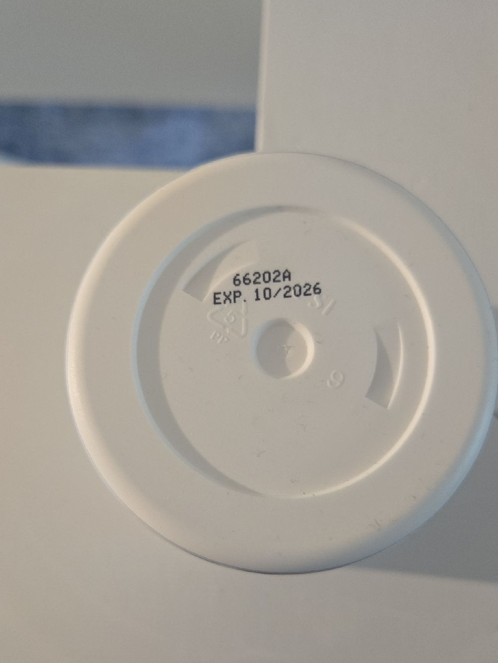 DRMTLGY Tingle Exfoliating Pads - White - Picture 3 of 3